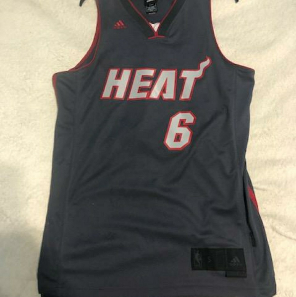 LeBron james Miami heat. 1 Ea